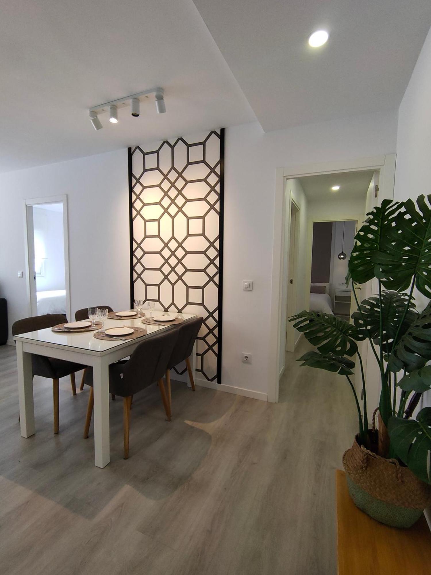 Casa Mallen, Con Amplia Terraza, En El Barrio De Nervion Seville Ngoại thất bức ảnh